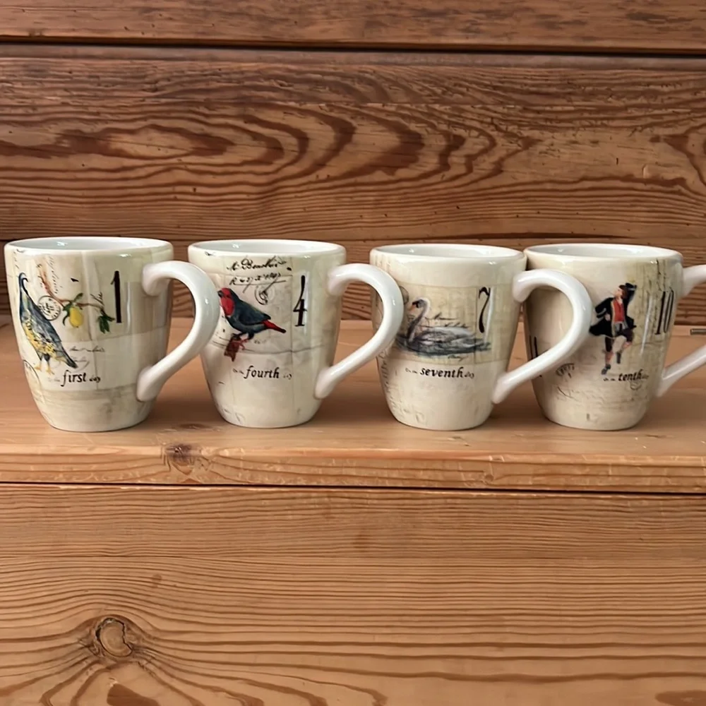 Williams-Sonoma Set of 4 Mugs- 12 Days of Christmas